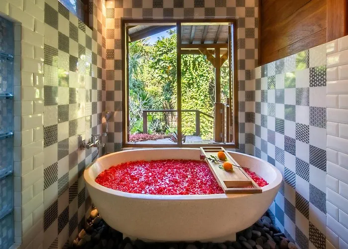 Parvati Retreat *